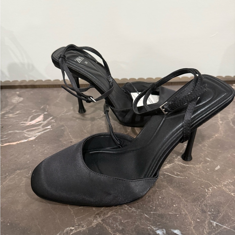 Elegant Black Strappy Heels